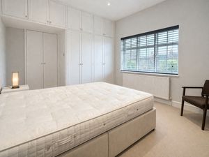 Photo 2- click for photo gallery